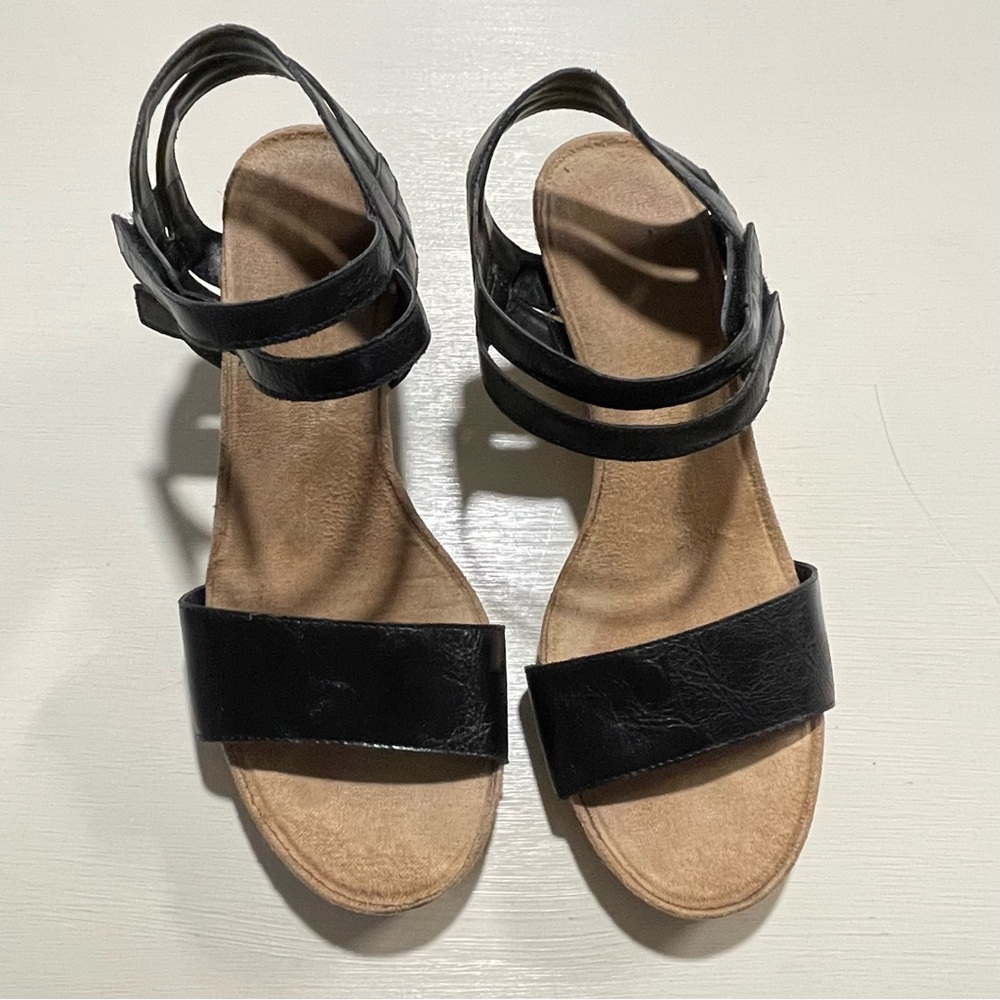 Black strappy Espadrille Wedge‎ Sandals